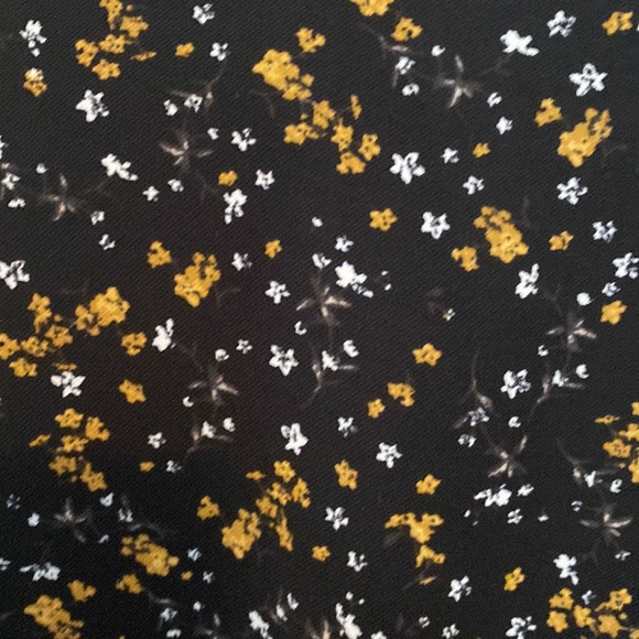 Black and gold mini dress - Picture 3 of 4